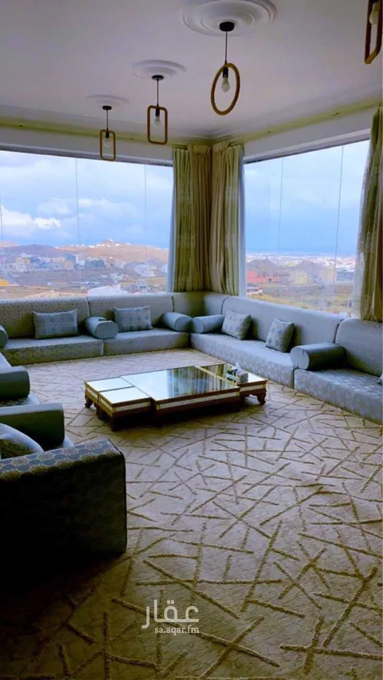 عمارة للبيع في شارع العام, حي التعاون, مدينة أبها, منطقة عسير صورة 2
