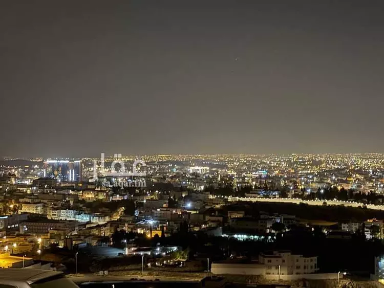 شقة للإيجار في شارع بدايع نفعة, حي البحيرة, مدينة أبها, منطقة عسير