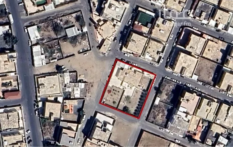 فيلا للبيع في شارع سرية سالم بن عمير, حي المطار, مدينة أبها, منطقة عسير صورة 3