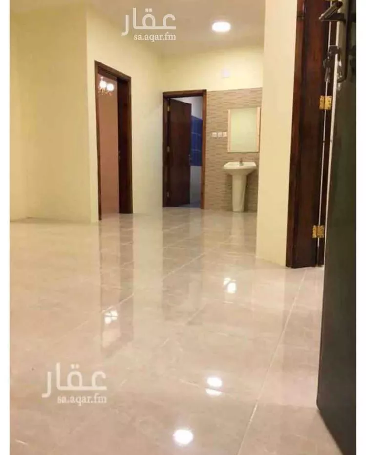 شقة للبيع في شارع العباس بن الاحنف, حي الروضة, مدينة أبها, منطقة عسير صورة 2