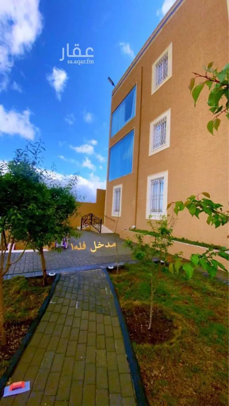 عمارة للبيع في شارع العام, حي التعاون, مدينة أبها, منطقة عسير صورة 3