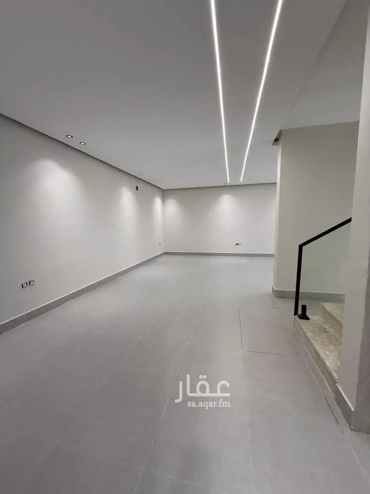 فيلا للبيع في شارع نصر بن خلف, حي ضاحية الملك فهد, مدينة الدمام, المنطقة الشرقية صورة 3