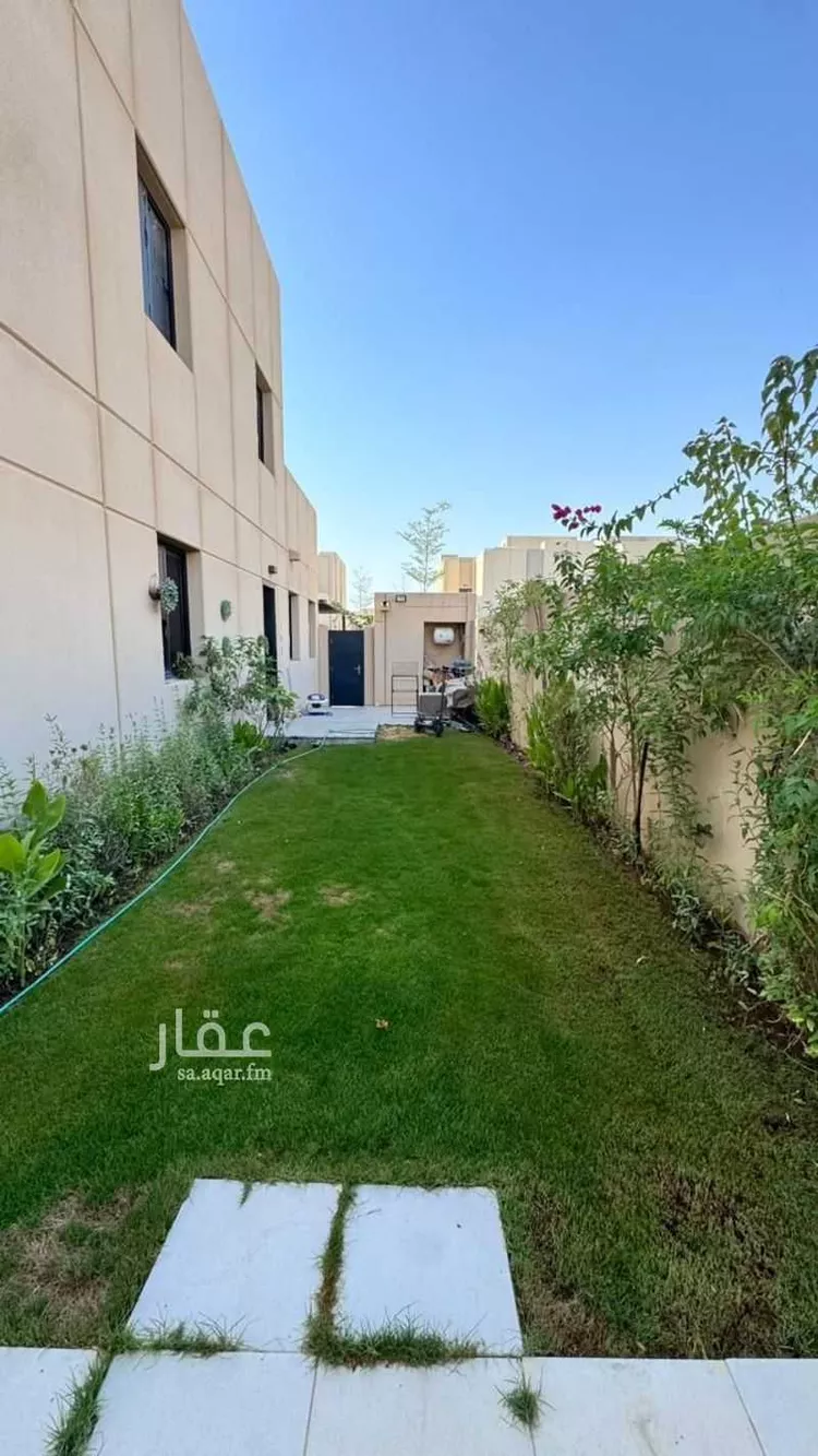فيلا للبيع في شارع رقم 1072, حي سدرة, مدينة الرياض, منطقة الرياض صورة 3