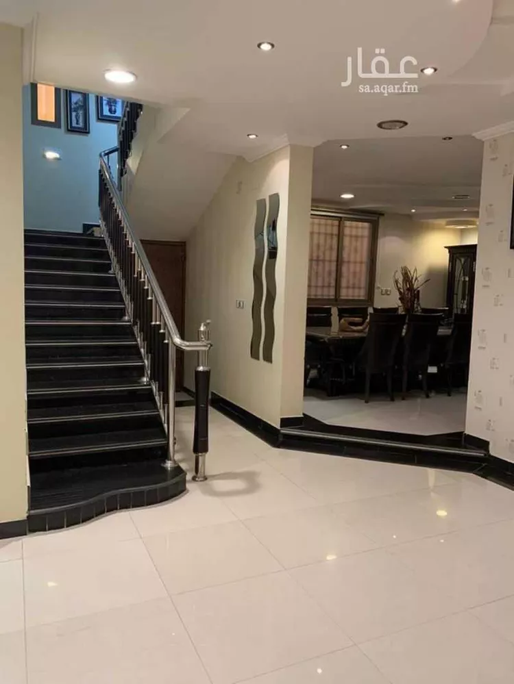 فيلا للبيع في شارع عامر بن اوس, حي الملك عبدالعزيز, مدينة المجمعة, منطقة الرياض صورة 5