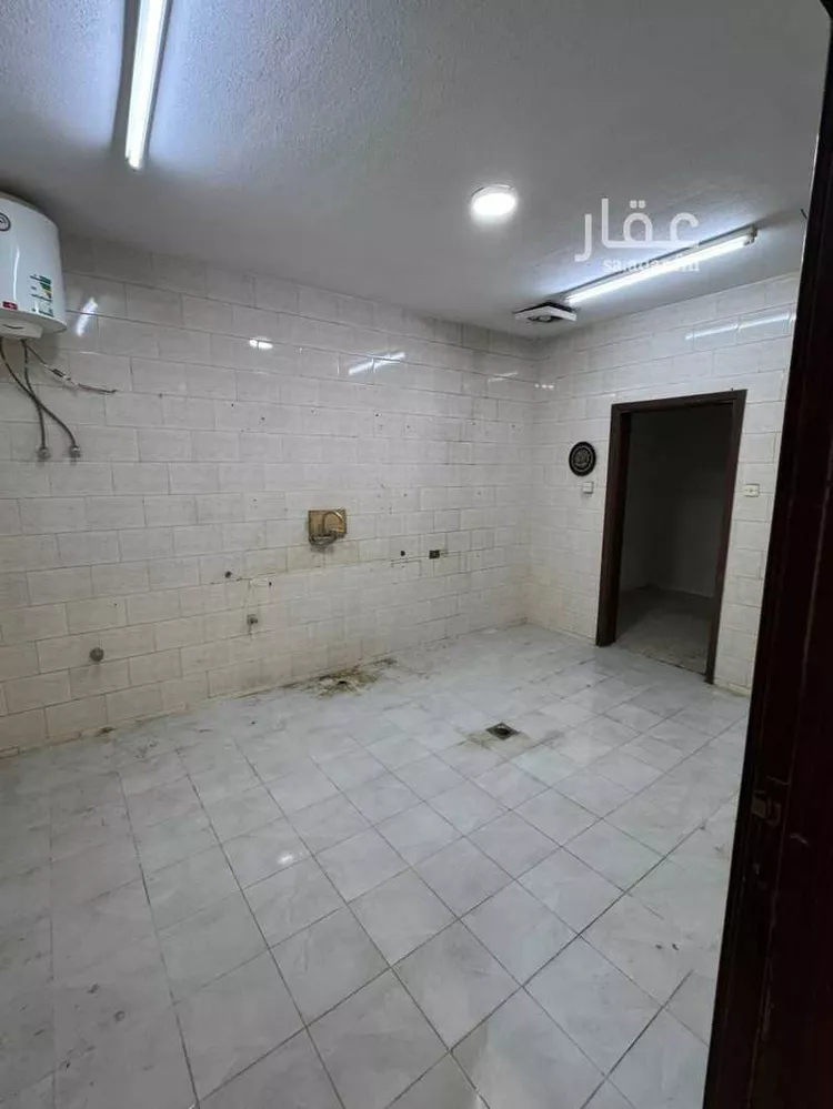 فيلا للإيجار في شارع صبرية, حي بدر, مدينة الرياض, منطقة الرياض 11