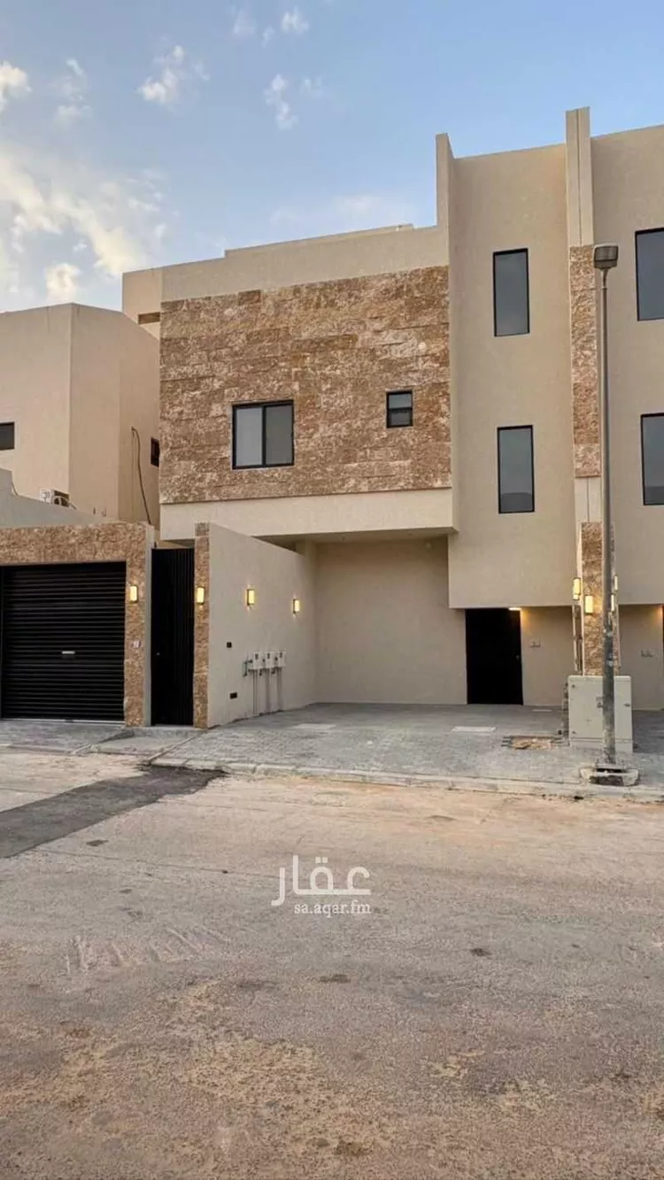 دور للبيع في شارع علي بن سليمان, حي ظهرة البديعة, مدينة الرياض, منطقة الرياض