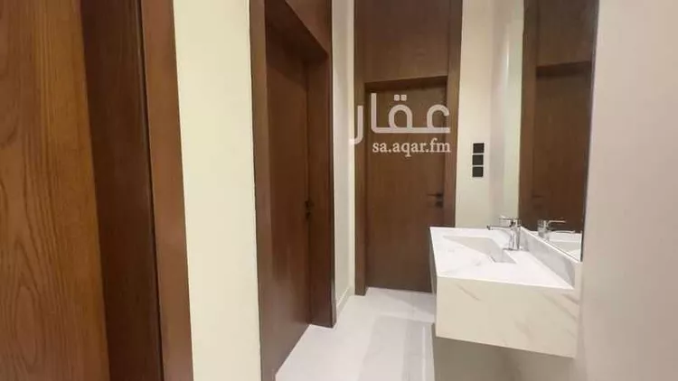 شقة للبيع في شارع ابن خلدون ، حي الشاطئ ، جازان ، امارة منطقة جازان صورة 3
