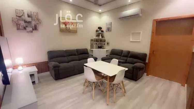 شقة للإيجار في شارع 21663137, حي النزهة, مدينة رابغ, منطقة مكة المكرمة