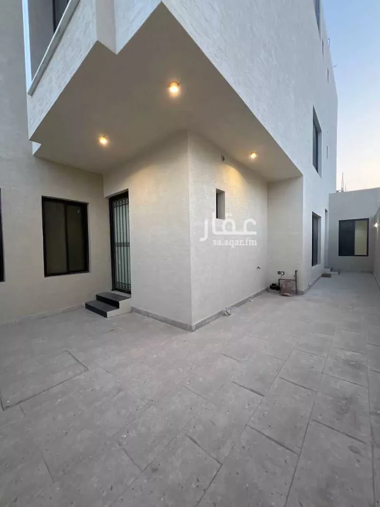 فيلا للبيع في شارع 31ا, حي طيبة, مدينة الدمام, المنطقة الشرقية صورة 2