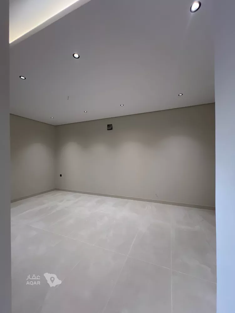 Villa for Sale in Dammam Taiba صورة 4