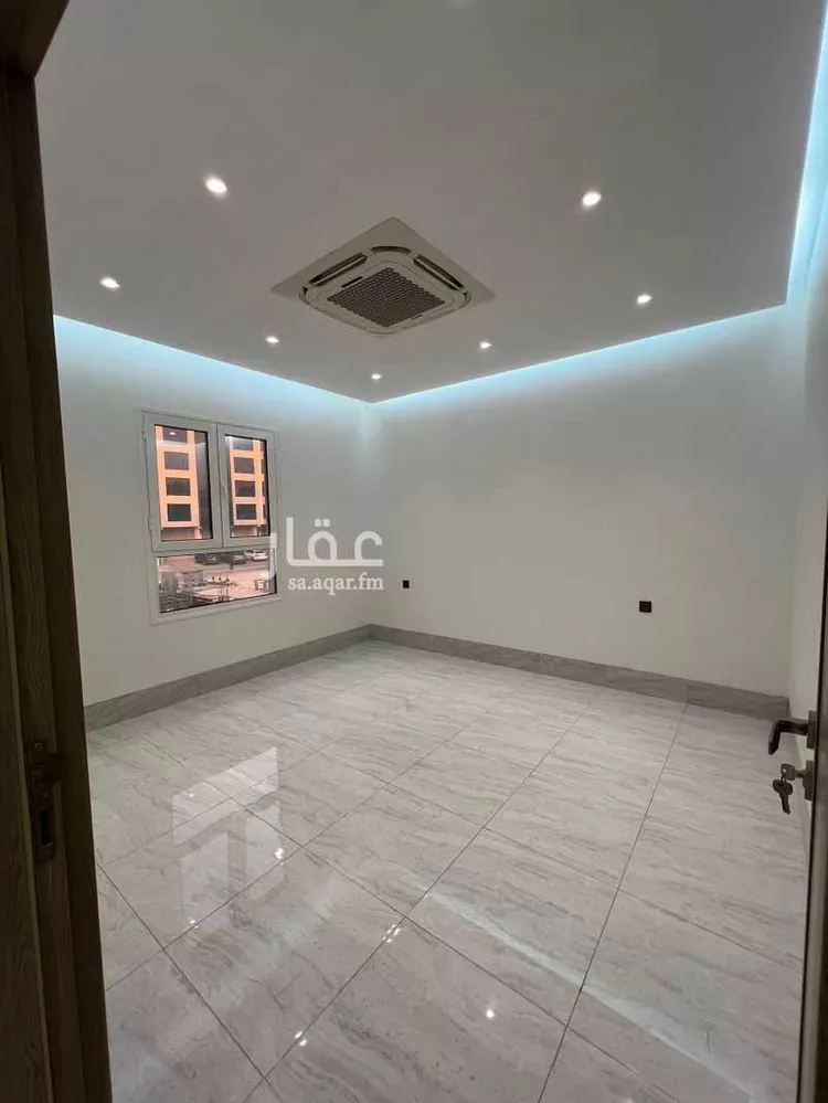 شقة للبيع في شارع القارب, حي الشعلة, مدينة الدمام, المنطقة الشرقية صورة 2