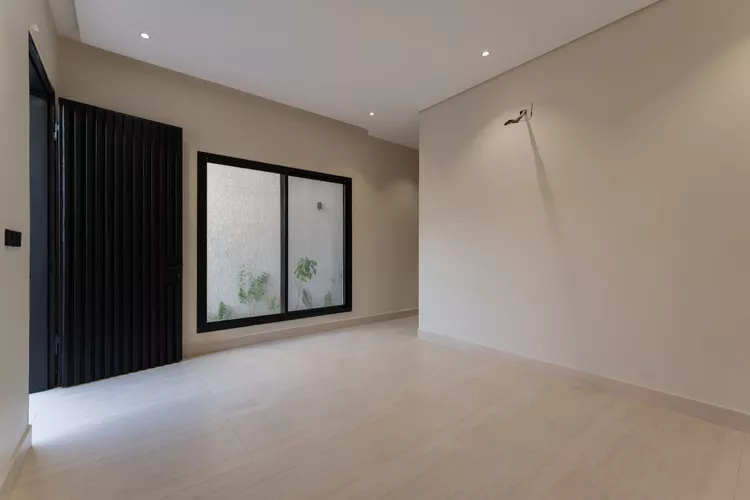 Floor for Sale in Riyadh Shubra 2