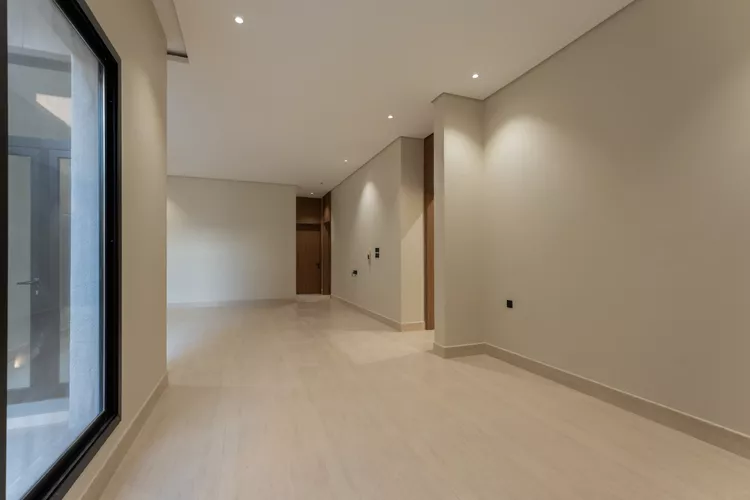 Floor for Sale in Riyadh Shubra