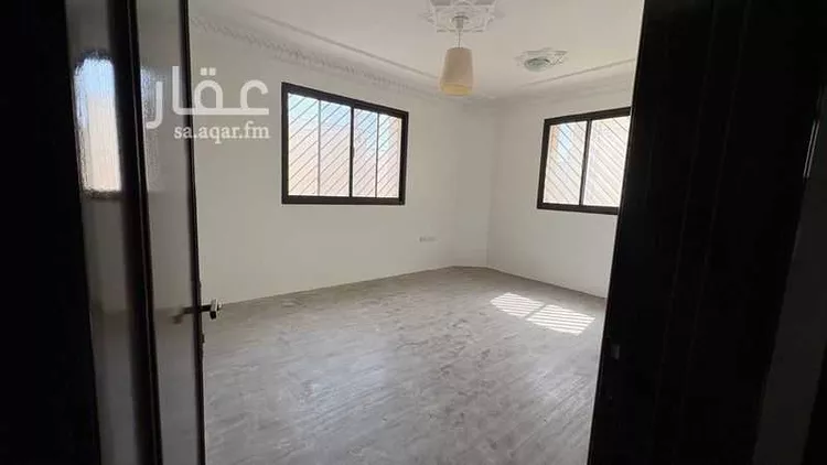 Floor for Rent in Riyadh Umm Al Hamam Al Gharbi