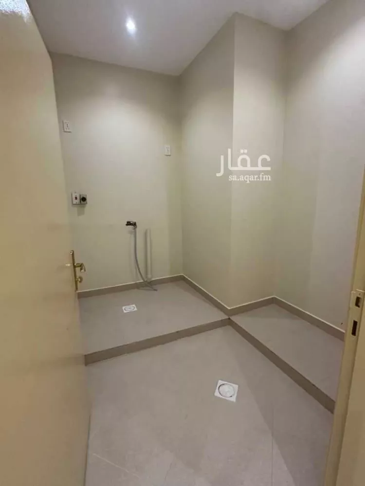 عمارة للإيجار في شارع ابراهيم ناجي, حي الواحة, مدينة الدمام, المنطقة الشرقية 11