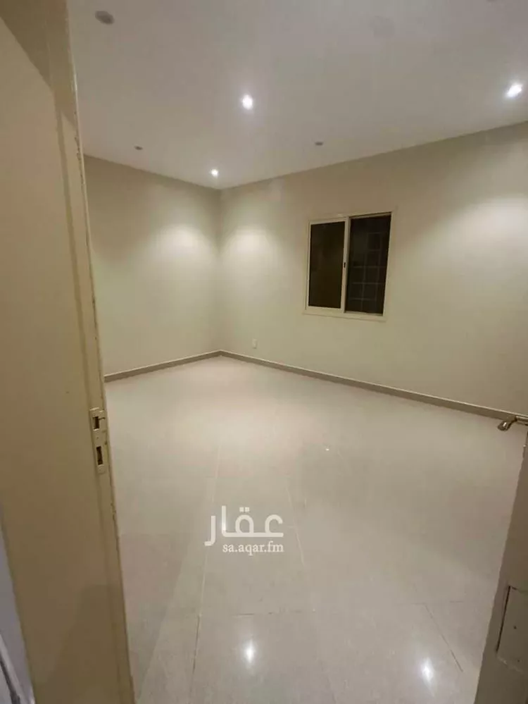 عمارة للإيجار في شارع ابراهيم ناجي, حي الواحة, مدينة الدمام, المنطقة الشرقية 7