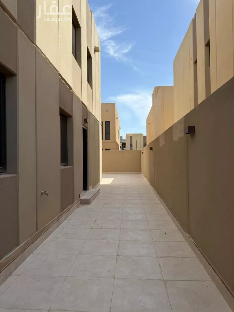 فيلا للإيجار في شارع رقم 1046, حي سدرة, مدينة الرياض, منطقة الرياض 8