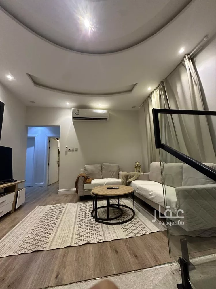 فيلا للبيع في شارع تقي الدين الهلالي, حي العارض, مدينة الرياض, منطقة الرياض صورة 2