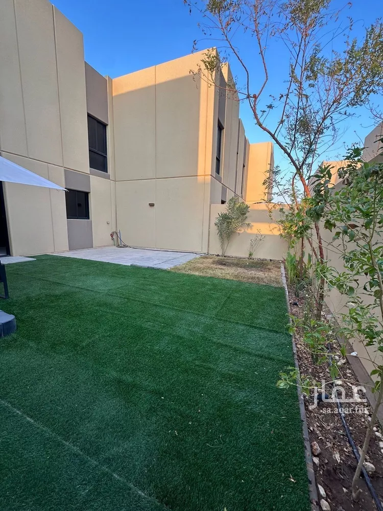 فيلا للإيجار في شارع رقم 1040, حي سدرة, مدينة الرياض, منطقة الرياض 20