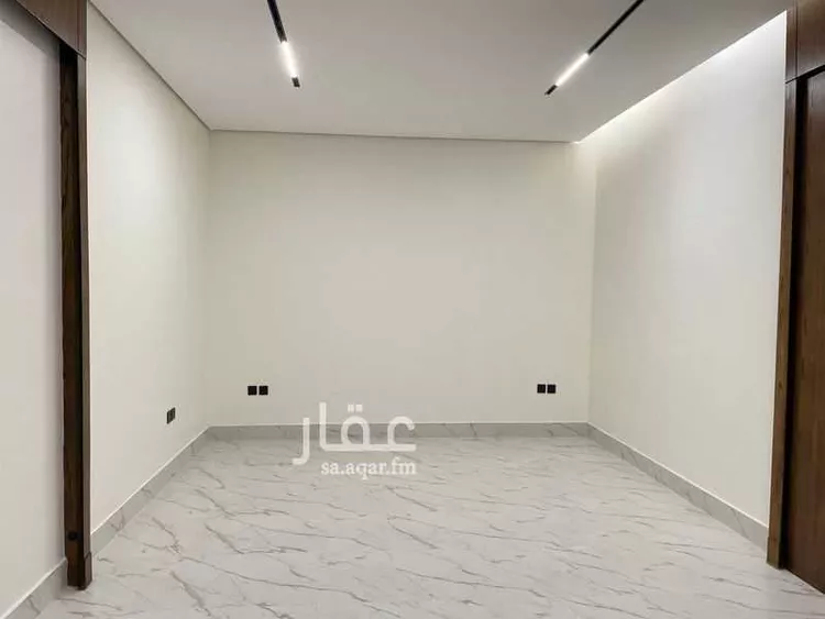 فيلا للبيع في شارع أحمد المطاع, حي المهدية, مدينة الرياض, منطقة الرياض 18