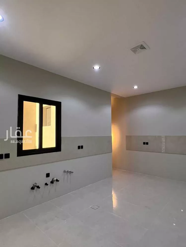 فيلا للبيع في شارع ابن المظفر الحاتمي, حي العروبة, مدينة الدمام, المنطقة الشرقية صورة 2