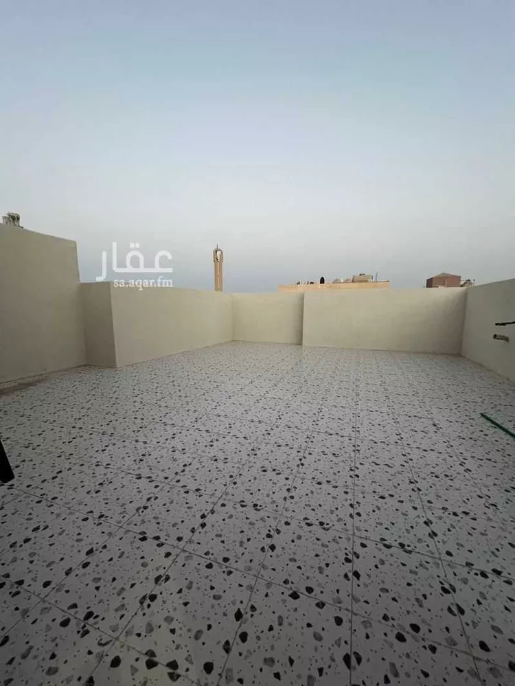 فيلا للبيع في شارع شرحبيل بن معد يكرب, حي طيبة, مدينة الدمام, المنطقة الشرقية صورة 5