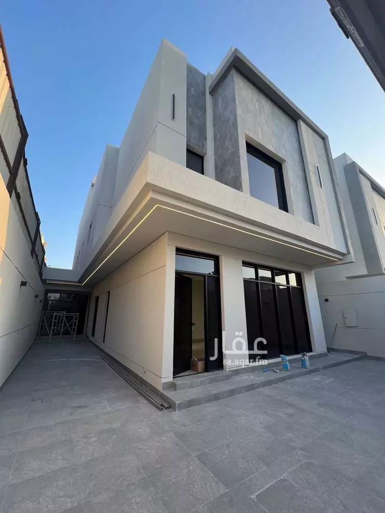 فيلا للبيع في شارع 31ب, حي الندى, مدينة الدمام, المنطقة الشرقية صورة 2