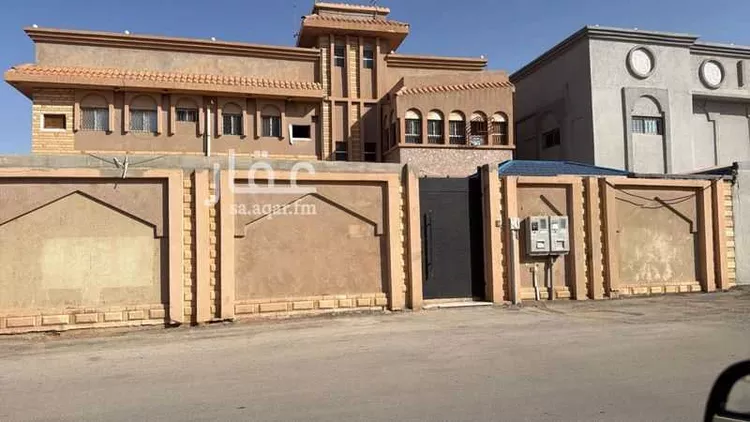 فيلا للبيع في شارع تركي العتيبي, حي الأشرفية, مدينة عنيزة, منطقة القصيم