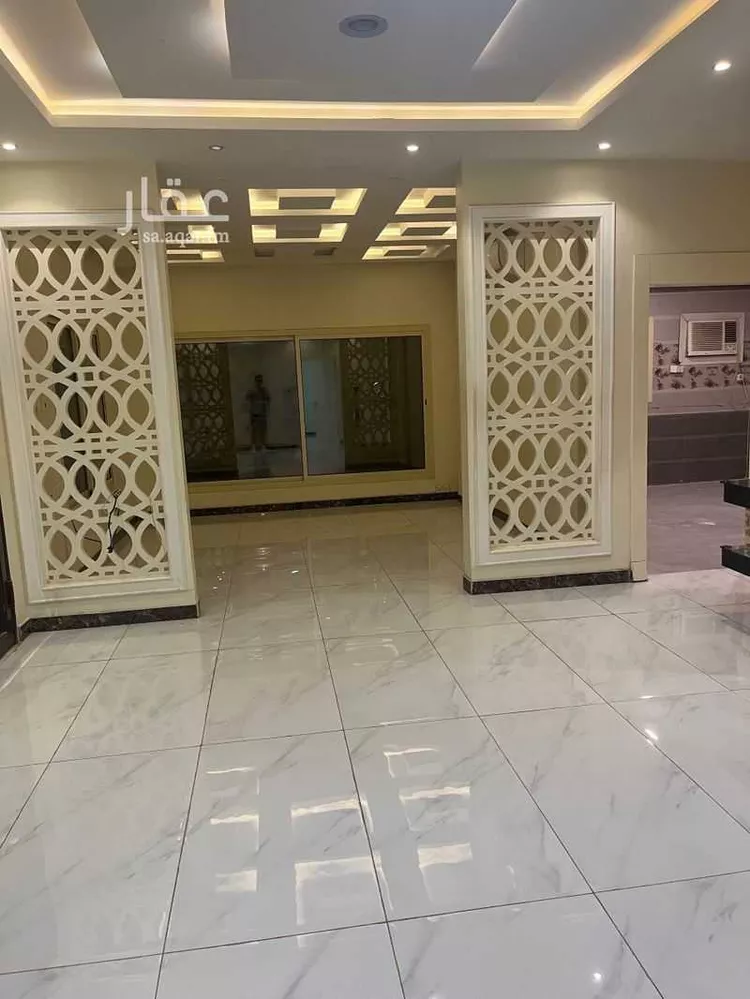فيلا للإيجار في شارع عبدالله التاجر ، حي طويق ، الرياض ، منطقة الرياض