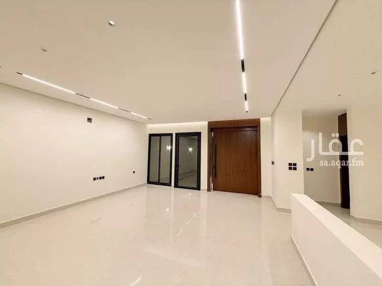 Floor for Sale in Riyadh Al Arid 6