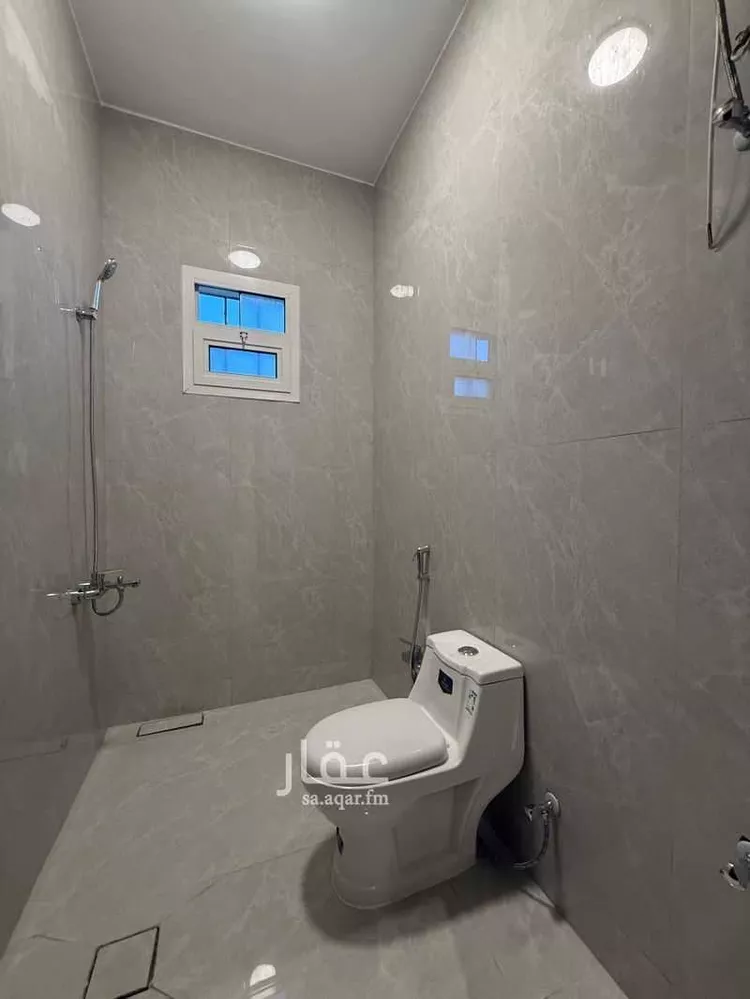 عمارة للإيجار في شارع عبدالرحمن بن محمد بن مسلمة الأنصاري, حي العارض, مدينة الرياض, منطقة الرياض صورة 5