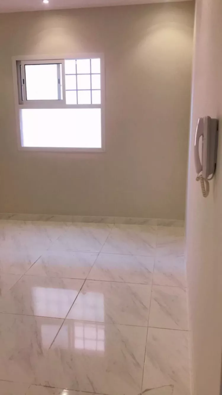 شقة للإيجار في شارع ابن مشرف ، حي عكاظ ، الرياض ، منطقة الرياض صورة 2