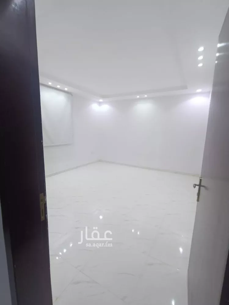 شقة للإيجار في شارع حسن سعيد المخرج, حي المعيزيلة, مدينة الرياض, منطقة الرياض