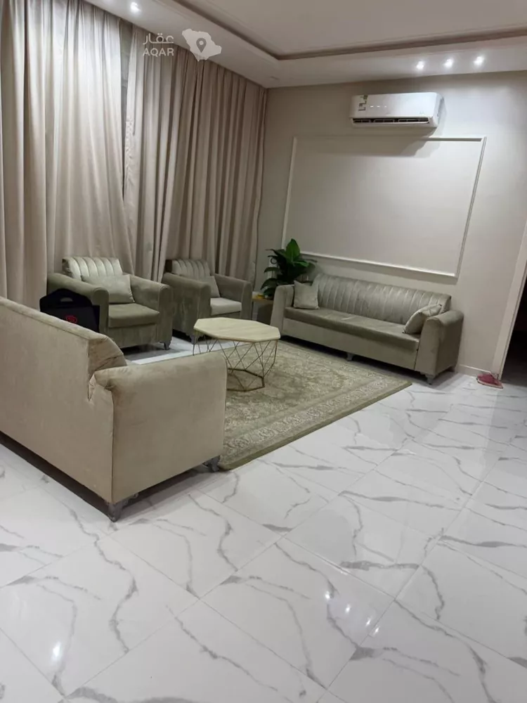 فيلا للإيجار في شارع حقل, حي المعيزيلة, مدينة الرياض, منطقة الرياض صورة 2