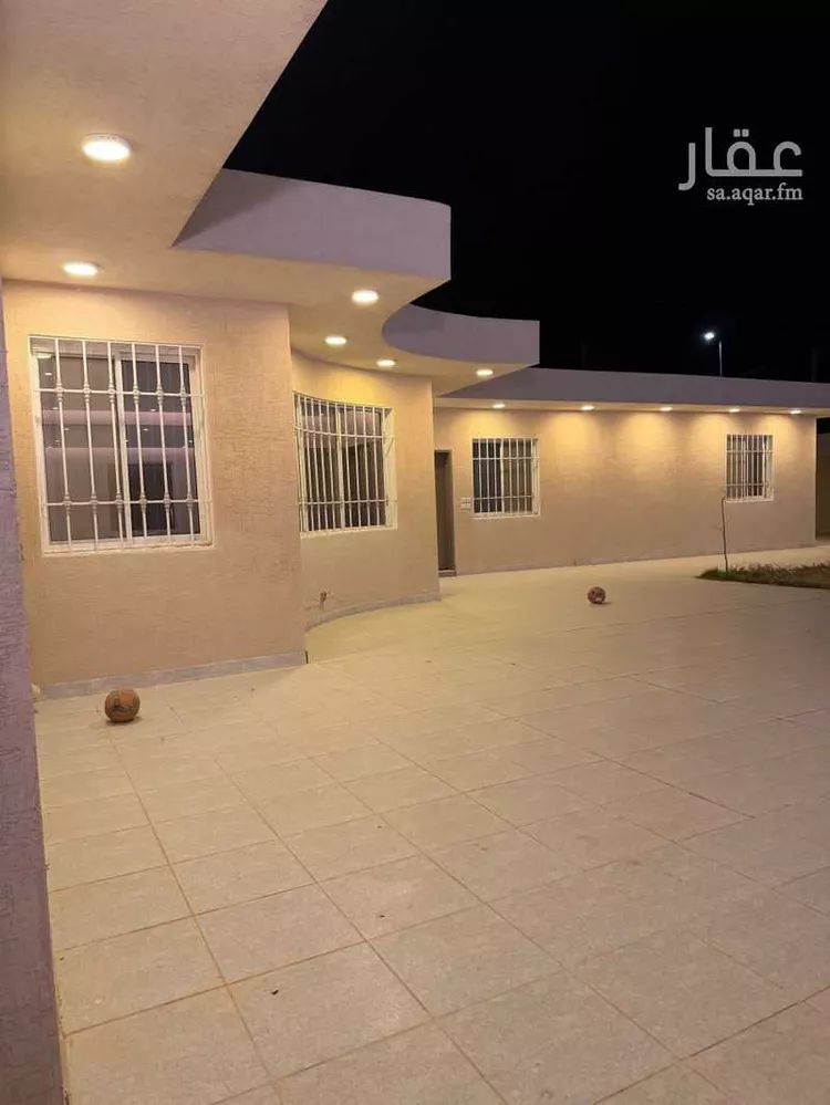 دور للبيع في شارع شريح الحجازي, حي الأمير سلطان بن عبدالعزيز, مدينة المجمعة, منطقة الرياض صورة 5