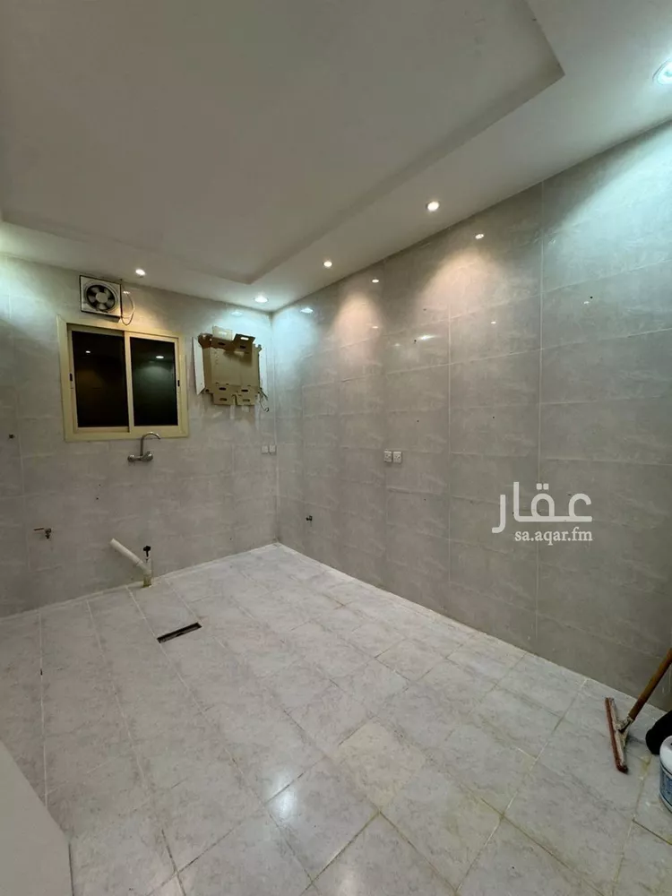 شقة للإيجار في شارع الشعب الاعلى, حي عريض, مدينة الرياض, منطقة الرياض