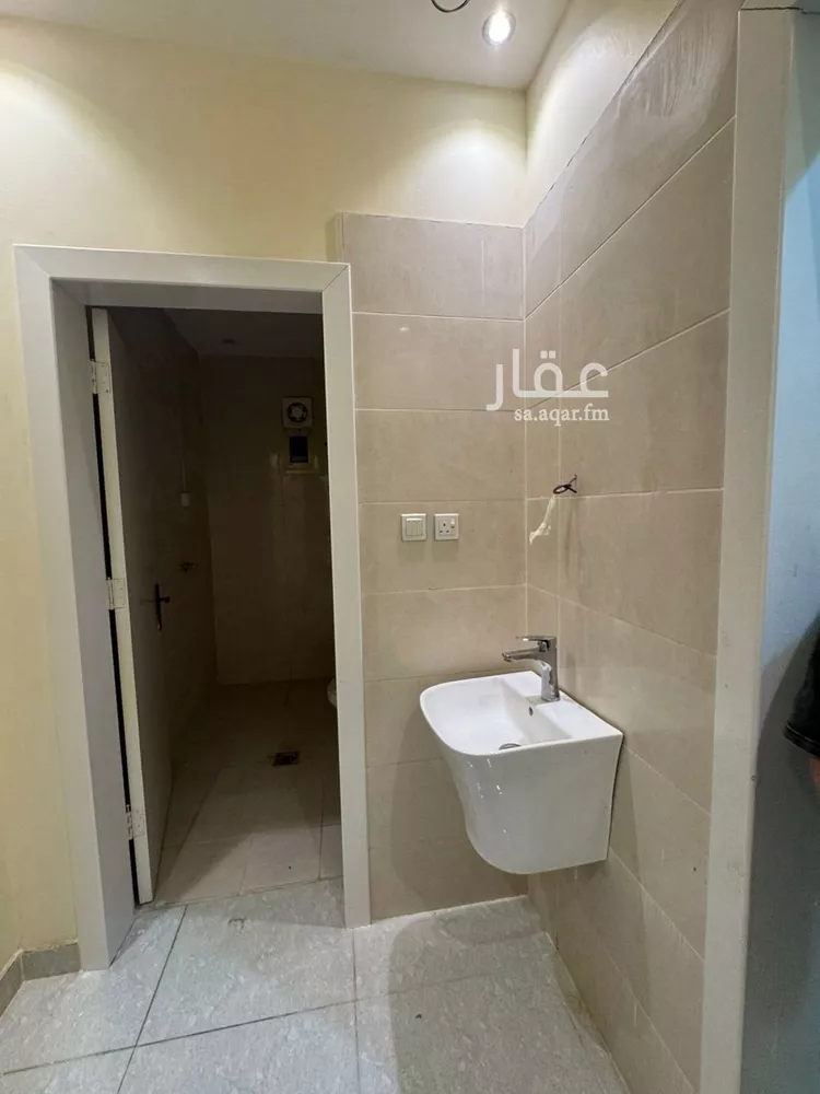 شقة للإيجار في شارع الشعب الاعلى, حي عريض, مدينة الرياض, منطقة الرياض صورة 4