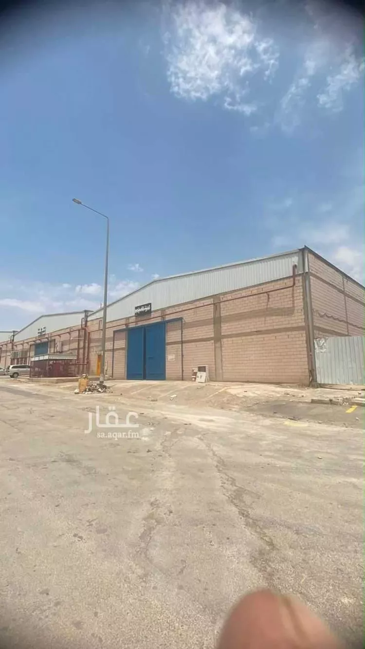 مستودع للإيجار في شارع محمد بن المهتدي, حي السلي, مدينة الرياض, منطقة الرياض