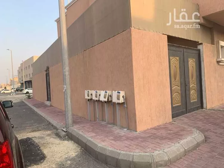 Building for Sale in Dammam King Abdulaziz Seaport صورة 2