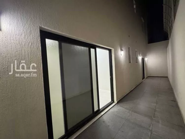 دور للبيع في شارع وادي العين, حي السويدي, مدينة الرياض, منطقة الرياض 11