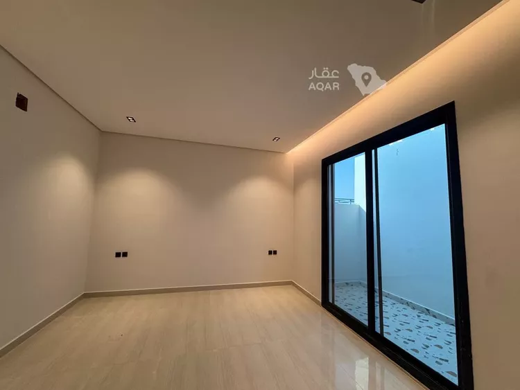 شقة للبيع في شارع أبي الحسن الهمذاني, حي السويدي, مدينة الرياض, منطقة الرياض 12