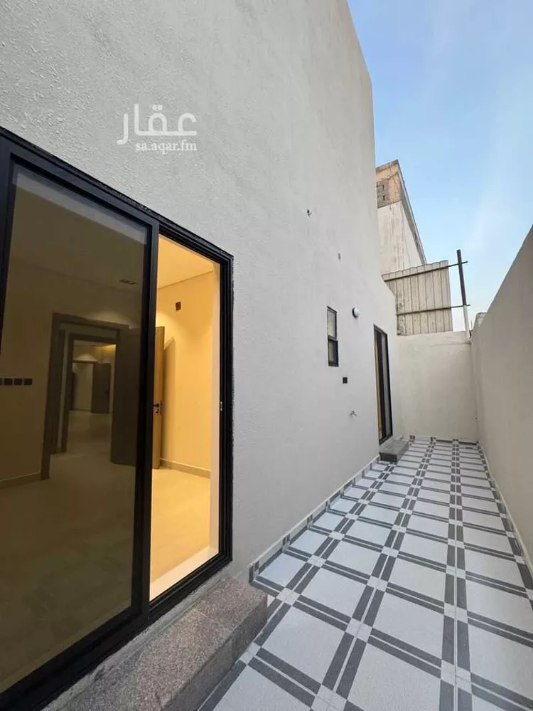 Floor for Sale in Riyadh Sultanah 12