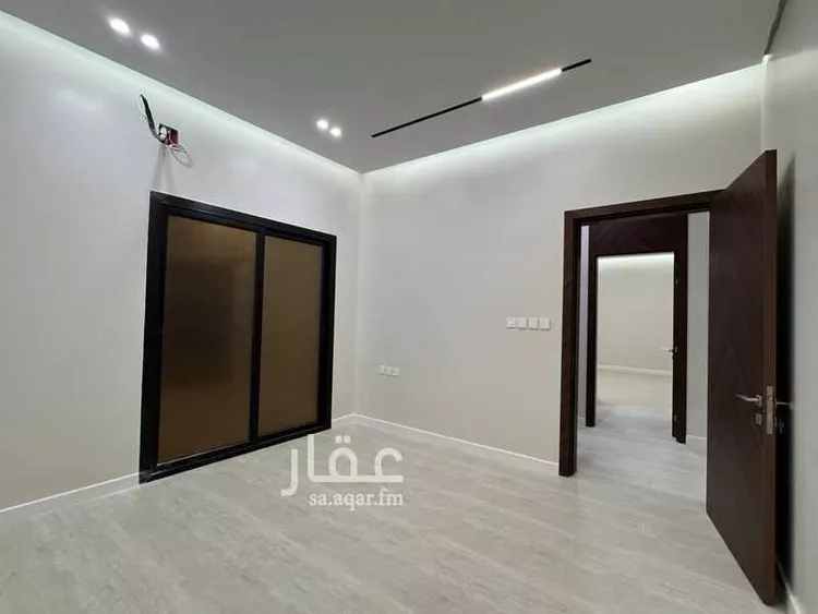 دور للبيع في شارع وادي العين, حي السويدي, مدينة الرياض, منطقة الرياض 10