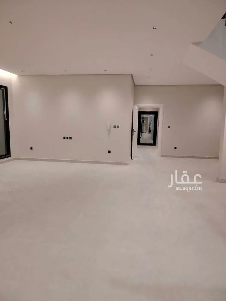 فيلا للبيع في شارع حمزة بن عبد المطلب, حي ضاحية الملك فهد, مدينة الدمام, المنطقة الشرقية صورة 5