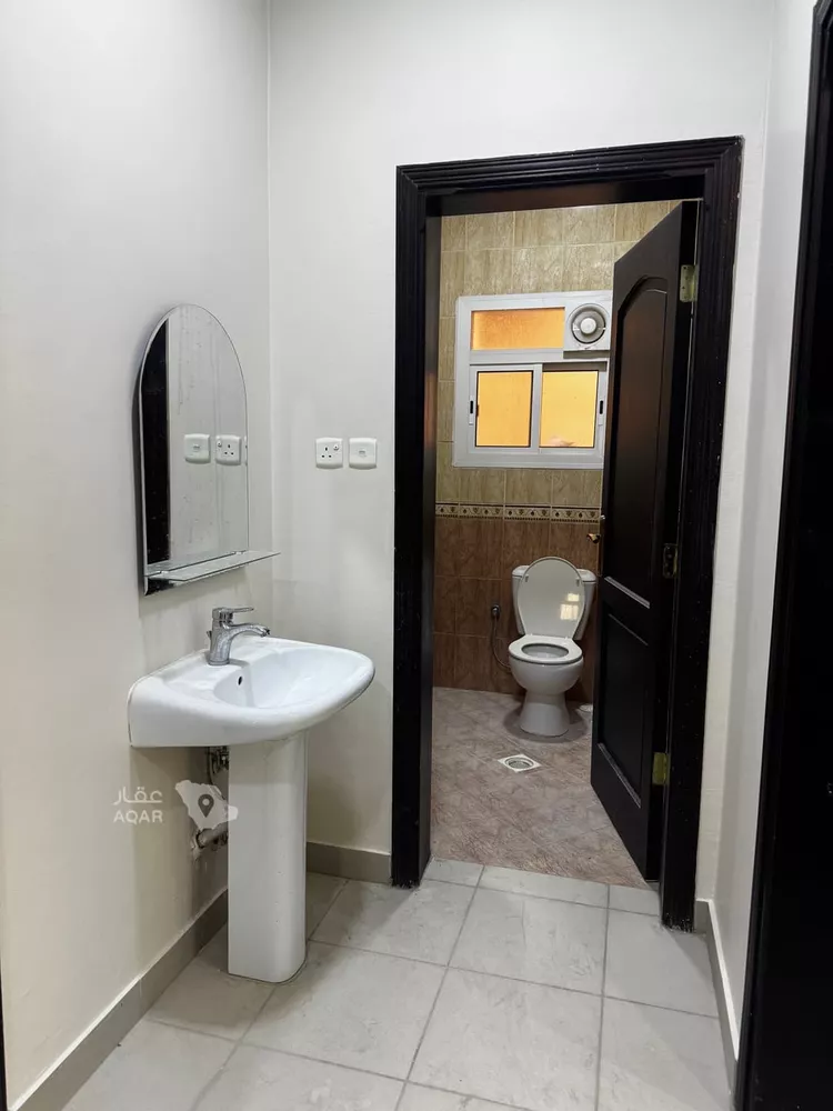 Apartment for Sale in Medina Al Khalidiyah 2