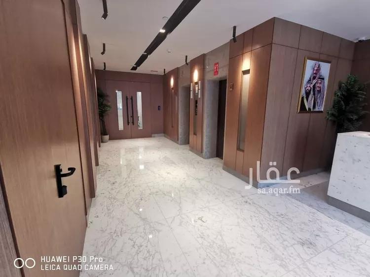 مكتب تجاري للإيجار في شارع الأمير سلطان بن عبدالعزيز, حي العليا, مدينة الرياض, منطقة الرياض صورة 5