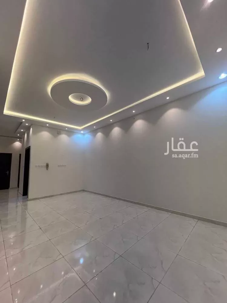 شقة للإيجار في شارع ابي فراس الحمدانى ، حي القراحين ، الطائف ، الطائف