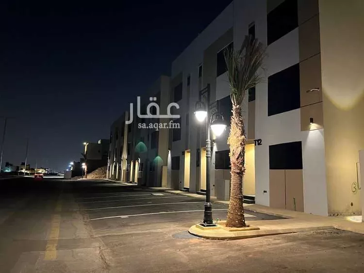 مجمع للإيجار في شارع جبل العين, حي ظهرة لبن, مدينة الرياض, منطقة الرياض