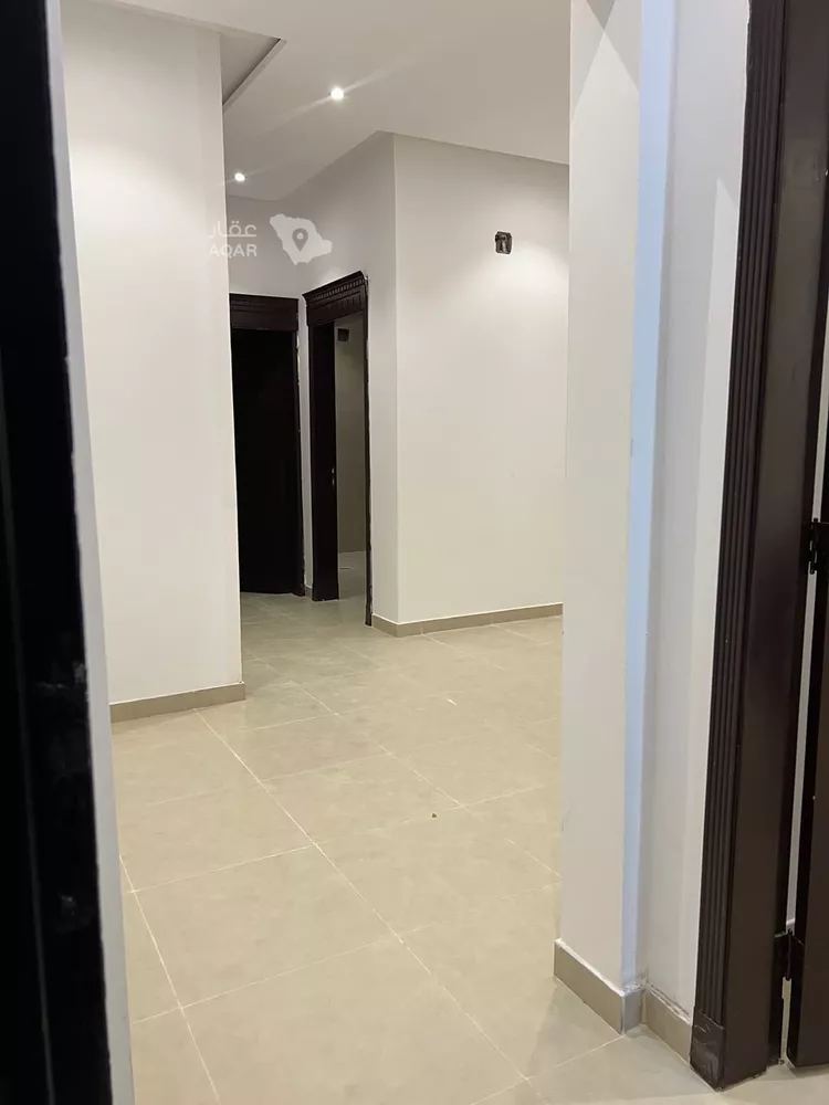 عمارة للإيجار في شارع جبل العوينات, حي ظهرة لبن, مدينة الرياض, منطقة الرياض 9