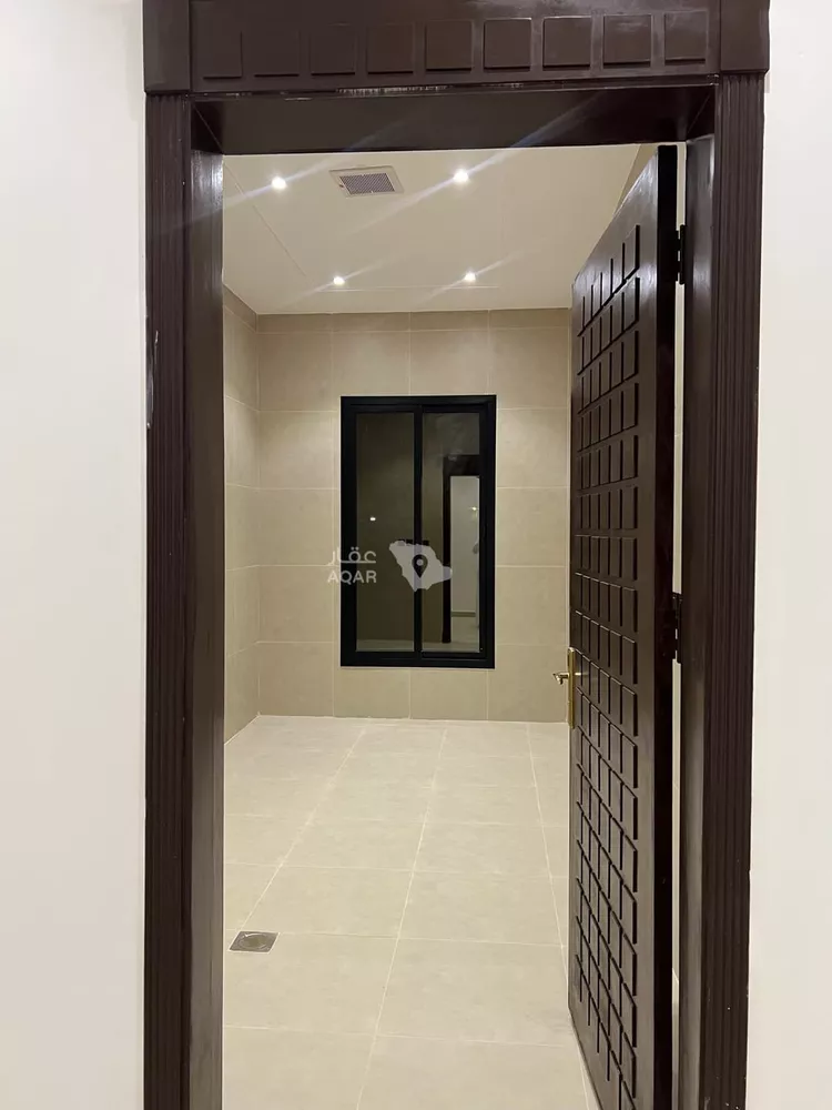 عمارة للإيجار في شارع جبل العوينات, حي ظهرة لبن, مدينة الرياض, منطقة الرياض 14